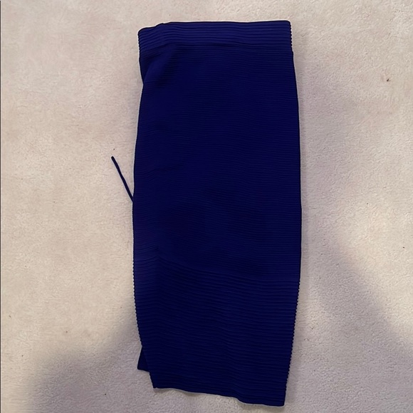 top and skirt set - Picture 5 of 5